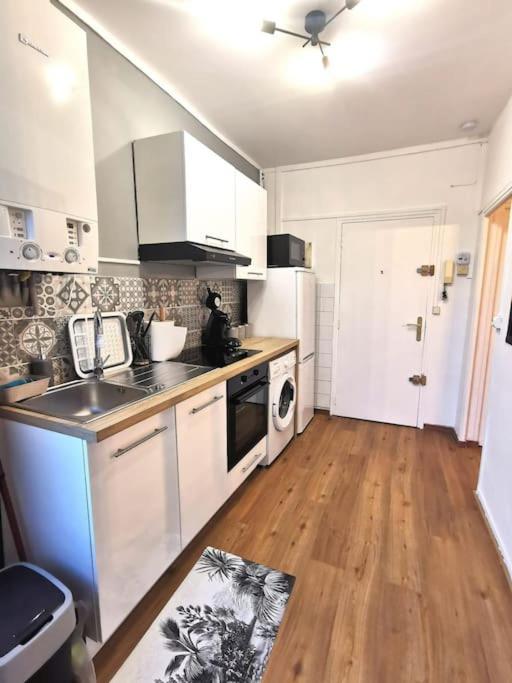 Charmant T2 Atypique, Renove, Confortable Beziers Exterior photo