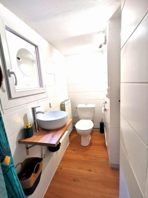 Charmant T2 Atypique, Renove, Confortable Beziers Exterior photo